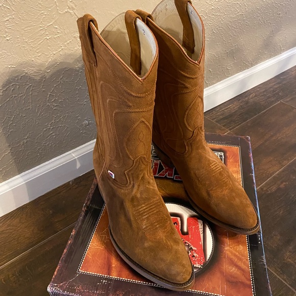 Rockin Leather Suede Cowboy Boots - Picture 1 of 12